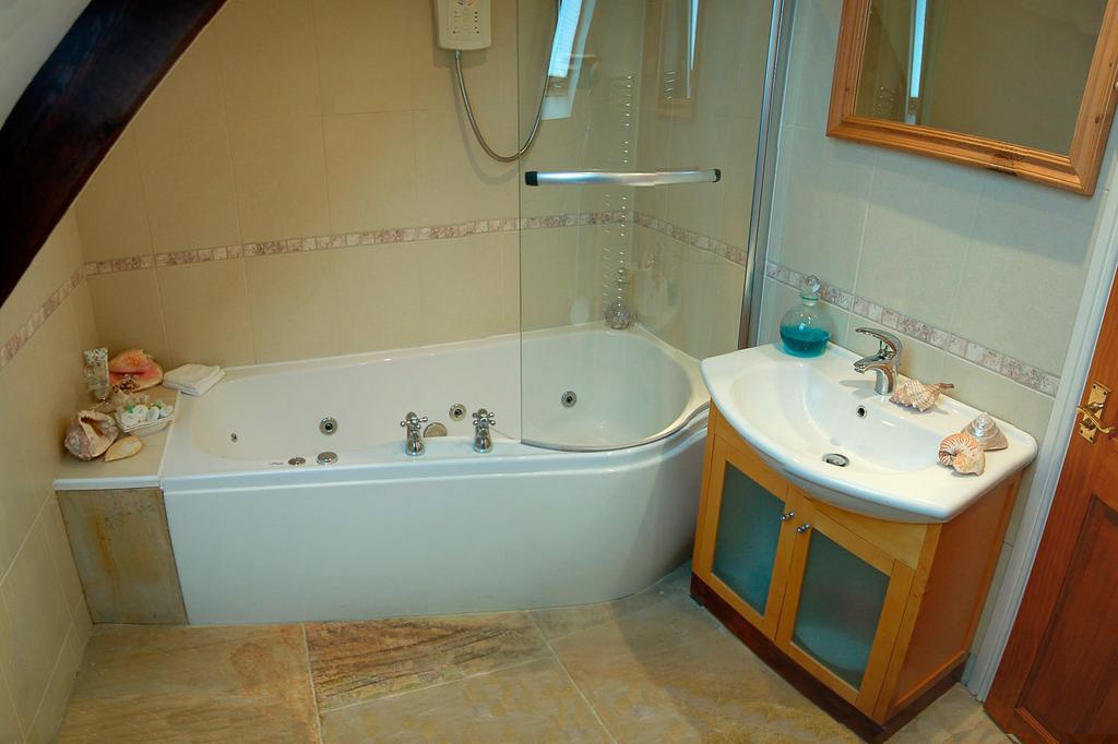 The Hood Arms Hotel Kilve Room photo